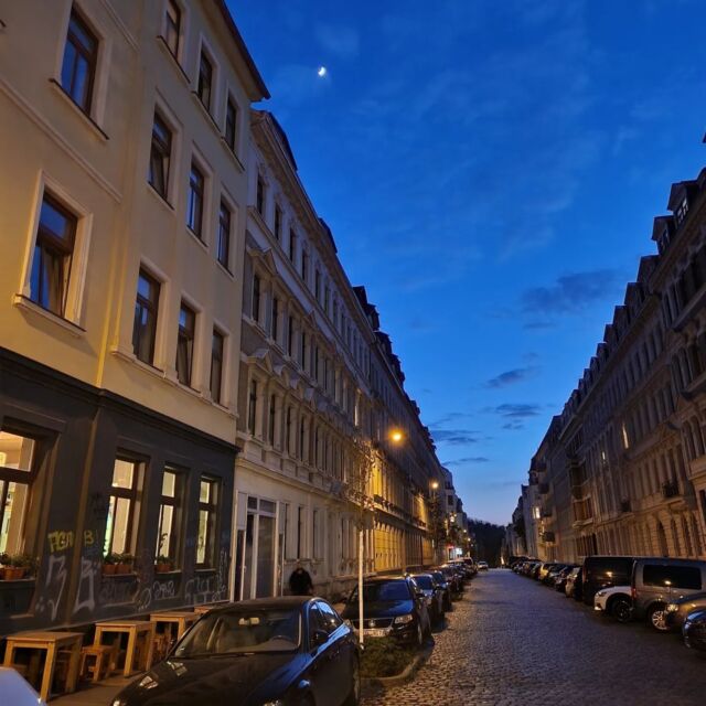 An evening in Leipzig. I've neen here once before for work, but never made it into the beautiful parts. So far, I'm in love with this city!